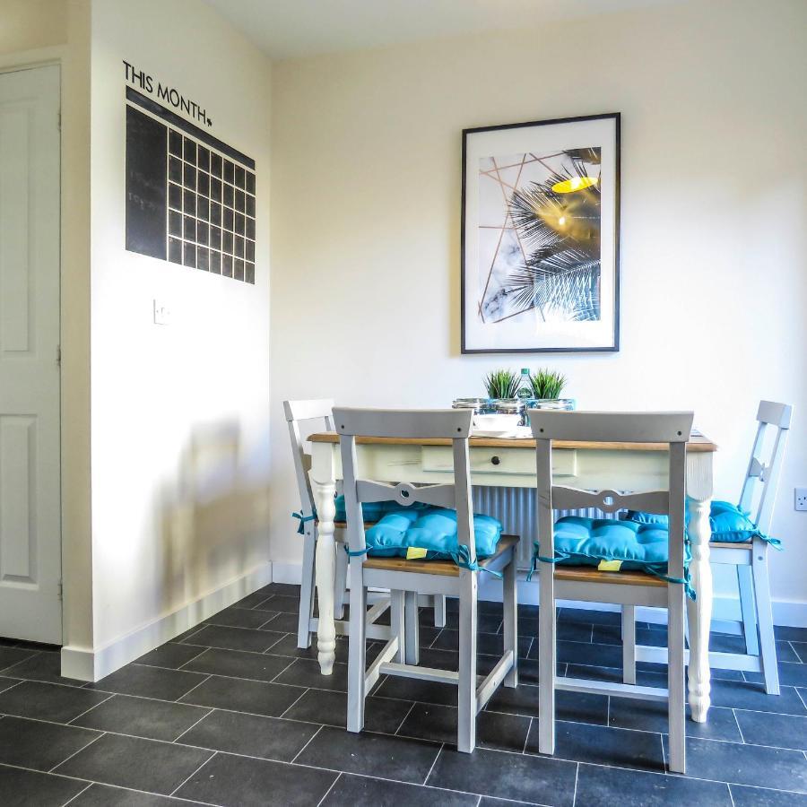 Tudors Esuites 4 Bedroom House Driveway & Garden Birmingham Esterno foto